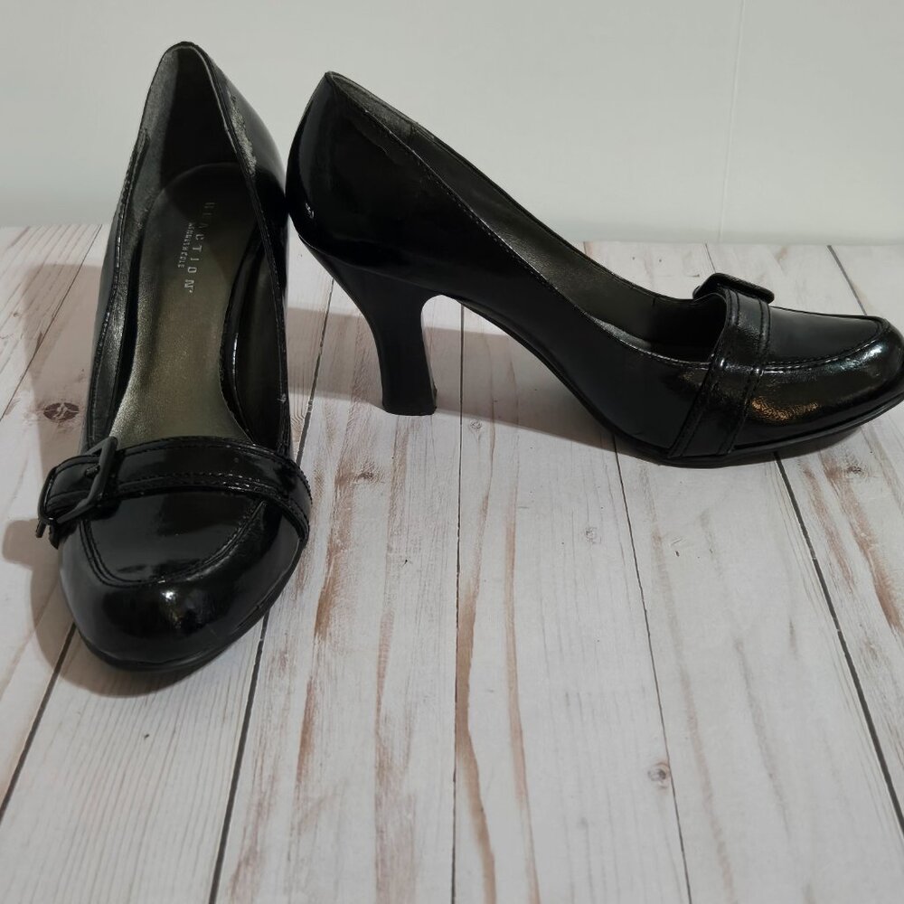 Kenneth Cole Reaction Black Patent Pumps Women’s Size 8.5 Buckle - Picture 6 of 11